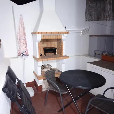 Moradia Rocleo House 度假居 *